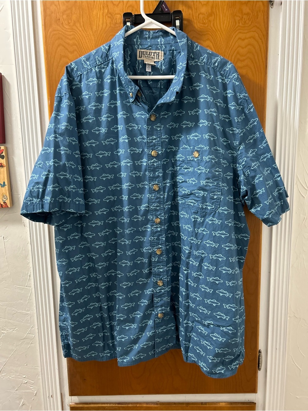 Duluth Trading Co Blue Short-Sleeve Fish Print Button-Up Shirt